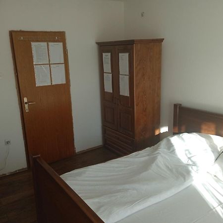 Ferienwohnung Sobe Nevenka Vrnjačka Banja Exterior foto
